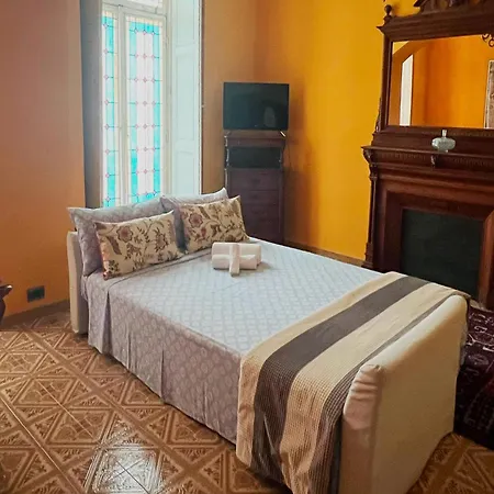 Apartamento Acadamis -il Rifugio Dei Mercanti- Piazza Castello