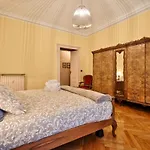 Acadamis -il Rifugio Dei Mercanti- Piazza Castello